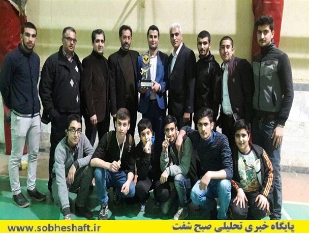 شفت قهرمان مسابقات کاراته جام فجر گیلان شد+ تصاویر
