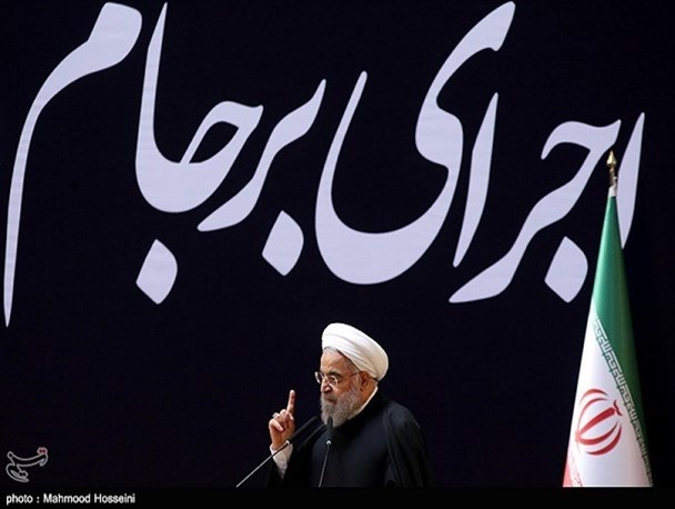 از شدت آفتاب برجام گرمایی احساس نشد/عینک برجام هم کارساز نیست