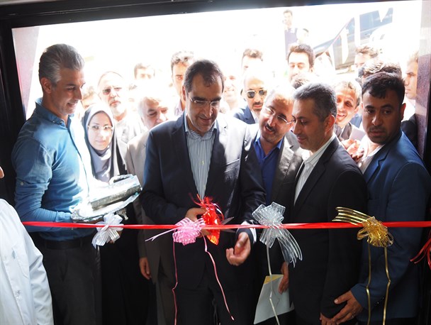 افتتاحی نمایشی با حضور وزیر بهداشت در مازندران +فیلم