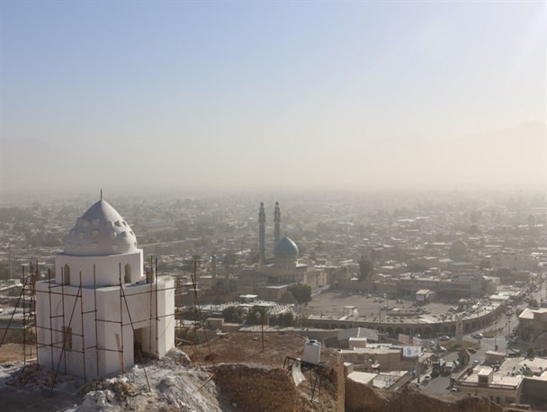گرد و غبار؛ دید را در لارستان کاهش داد+تصاویر