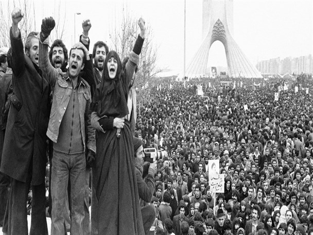 مهمترین عامل پایداری انقلاب، درک صحیح مردم از رسالت اصیل آن است