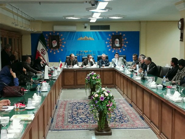 طلب ۱۸۰ هزار میلیاردی تأمین اجتماعی از دولت/مرکزی پاک‌ترین استان از نظر زیرمیزی گرفتن پزشکان