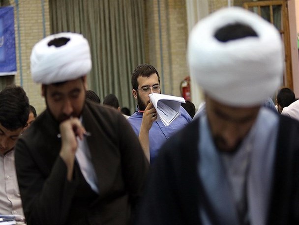 ۸۵۰۰ طلبه شیعه و اهل سنت در گلستان تحصیل می کنند