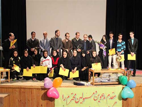 گزارش تصویری از همایش تجلیل از قهرمانان کاراته باشگاه قاسمی آستانه‌اشرفیه