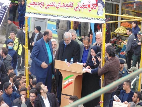 من کسی نیستم که با پنجاه هزار تومن به ۱۰۰۰ ماشین ، آدم همراه خودم بیاورم