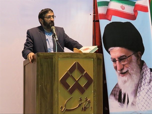 فقر فرهنگی مشکل ساز تر از فقر اقتصادی است