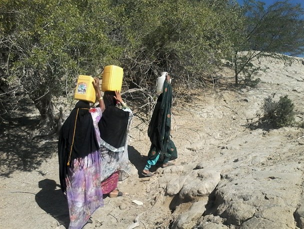 مرگ تدریجی روستای بندگرمان سیریک در سایه بی‌تدبیری مسئولان+تصویر