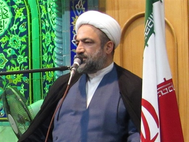 کسی که «زندگی اشرافی» دارد انقلابی نیست/ اصلا‌ح طلب و اصولگرا بر اساس معیار ولایت سنجیده می‌شوند