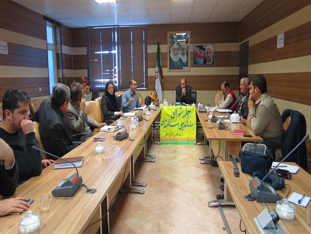 وجود بیش از ۶ هزار سالمند در شهرستان دهگلان / حقوق سالمندان مصادق حقوق شهروندی است