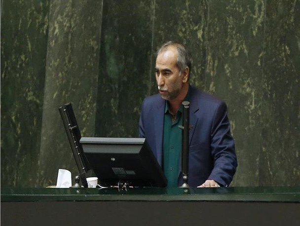 امضاء خود را پس گرفتم و رأی به ابقاء آخوندی در وزارت راه دادم/ وزیر در وقوع حادثه قطار تبریز-مشهد تقصیری نداشت/ آخوندی خوب کار می‌کند