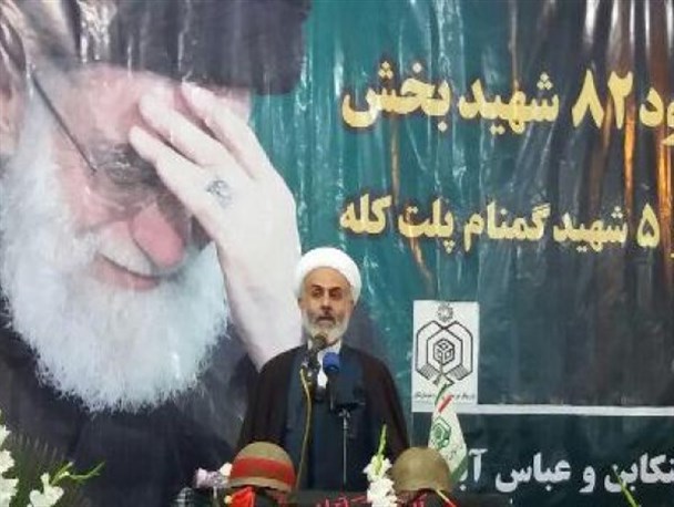 اشرافی‌گری مسئولان یکی از موانع پیشرفت انقلاب اسلامی است