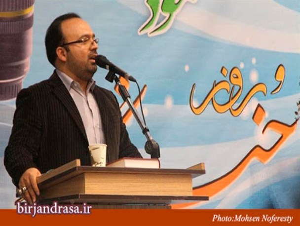 نماینده انقلابی شبانه روز برای توسعه حوزه انتخابیه خود تلاش می‌کند