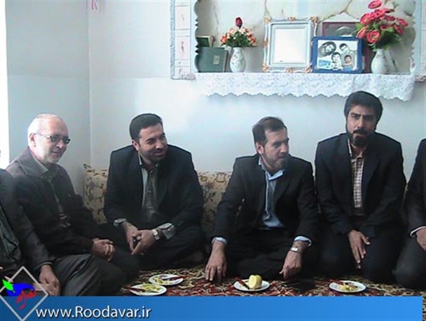 دیدارهای نوروزی با خانواده های شهدا، برنامه های یک ساله مسئولان را بیمه می کند
