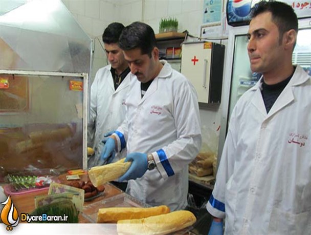 روز اول با 30 عدد ساندویچ شروع کردم/ مشتری پزشک هم دارم
