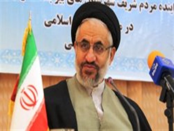 حل مسئله اشتغال و کنترل تورم هم‌دلی با مردم است/ نقد موجب اقتدار تیم مذاکره‌کننده و زودتر به ثمررسیدن مذاکرات هسته‌ای می‌شود