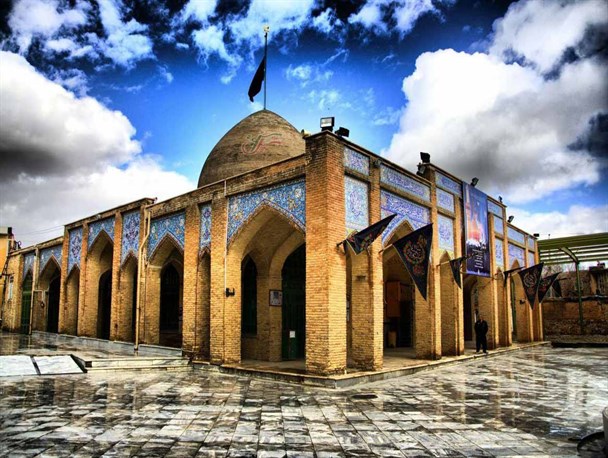 بقاع متبرکه امامزاده احمد و هادی (ع) از مهمترین جاذبه های گردشگری مذهبی سنقر