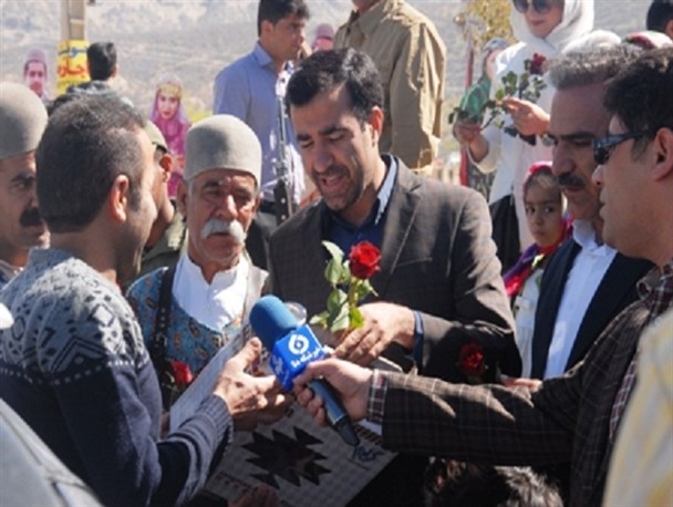 مراسم استقبال از مهمانان نوروزی در یاسوج + تصاویر