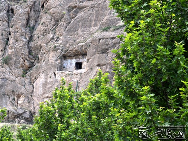 گور دخمه دوره مادها میزبان مهمانان نوروزی است