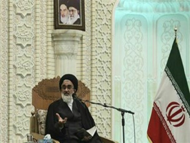 مصرف کالای ایرانی باید به ارزش اخلاقی تبدیل شود/ نگاه تنگ نظرانه برخی مسئولین به افزایش جمعیت ضربه به کشور است