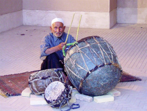 کهن ترین نقاره زنی جهان در دل کویر