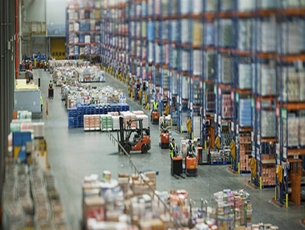انبارهای مواد غذایی تهران کاملا پر است/ تعطیلی اصناف تا 15 فرودین ادامه دارد