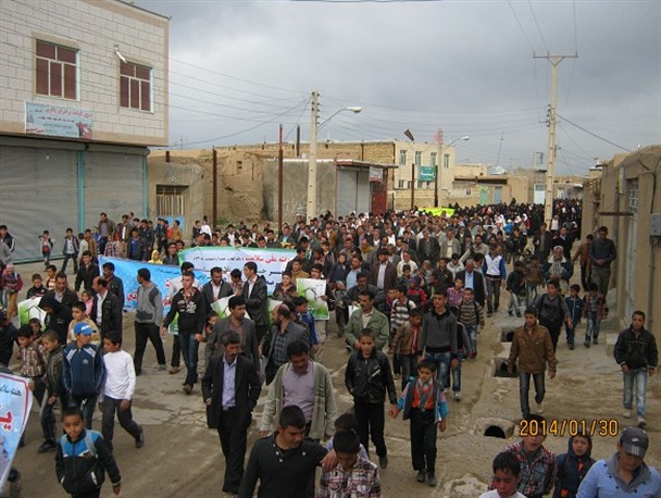 همایش پیاده روی خانوادگی در روستای بابان کبودراهنگ