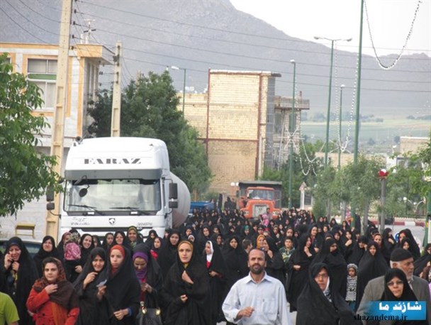 همایش پیاده روی خانوادگی در شازند برگزار می شود