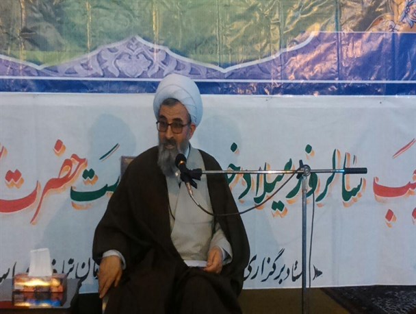 آیا صحیح است مسئولین داخلی بلندگوی دشمنان شوند؟!/ مطیع فرمان امام خامنه‌ای در اظهاراتش متناقض با بیانات ایشان سخن نمی‌گوید