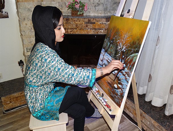 اعجاز رنگ در آثار بانوی هنرمند ارومیه ای