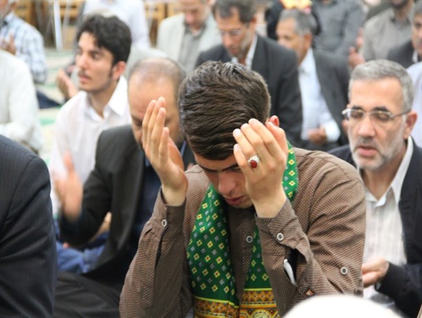 حال و هوای اعتکاف دانشجویان دانشگاه آزاد ارومیه