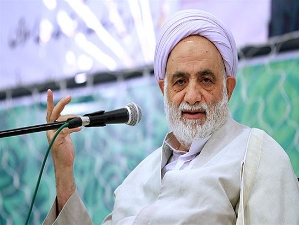 نظام آموزشی ما نیاز به یک تغییر و انقلاب اساسی دارد