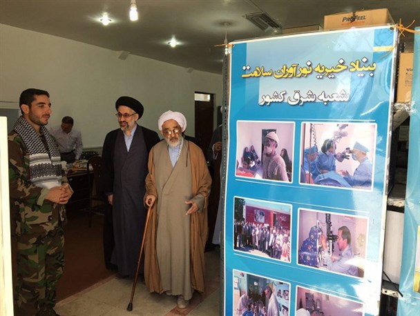 بازدید حجت الاسلام عبادی از پایگاه کاروان "نورآوران سلامت" در شهر قهستان