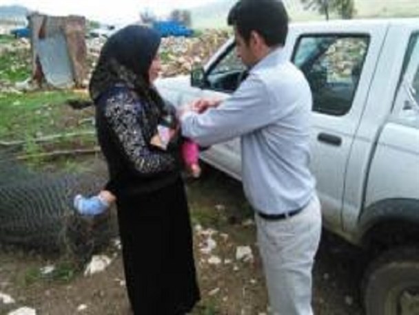 اجرای طرح تزریق واکسن فلج اطفال کودکان زیر 5 سال در ایوان