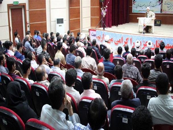 نشست بصیرتی با حضور مهدی طائب در قیر برگزار شد