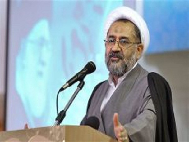 تلاش استکبار برای ایجاد اشتباه محاسباتی در بین جامعه/ القای روحیه یاس در کشور از نقشه‌های دشمن است