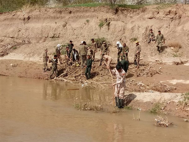 تداوم عملیات جستجوی تنها مفقود سیل روستای چنار