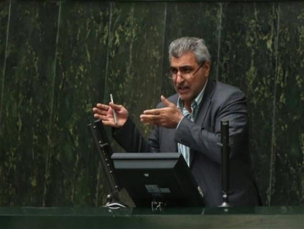 حداقل حقوق کارگران مانند حداقل حقوق کارمندان باشد