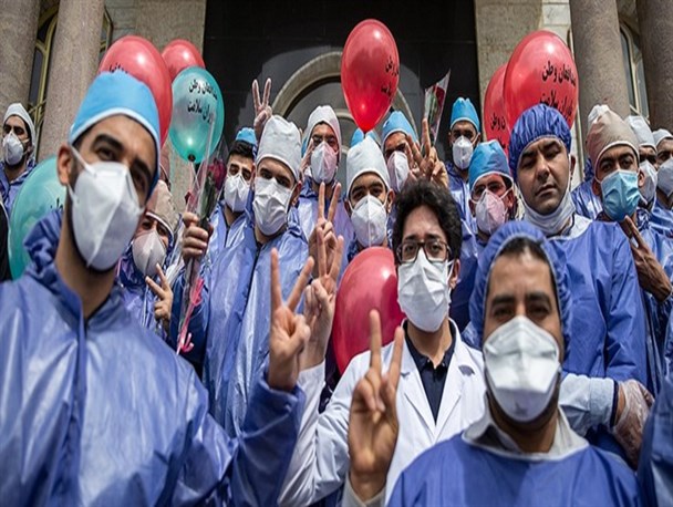 هنرمندان از کادر درمانی بیمارستان بقیةالله در هفته سلامت تجلیل کردند