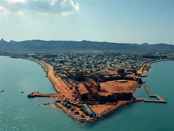 توفانی شدن موج همدلی برای توسعه جزایر/ وقتی تاکیدات رهبر انقلاب بر توسعه هرمز در دولت کریمه محقق می شود