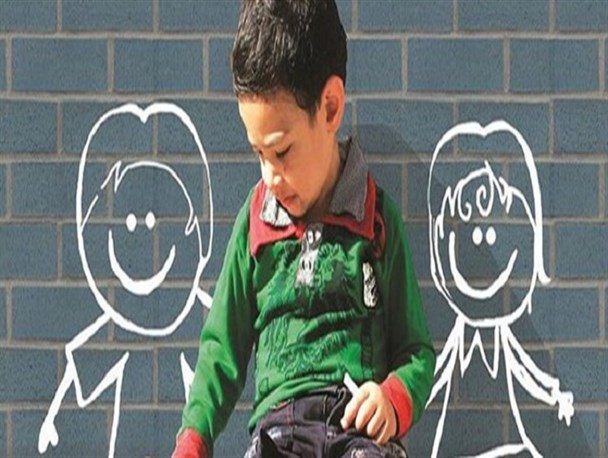 از کاهش نرخ تولد تا ایجاد مشکلات رفتاری/ " آینده سازان" ایران را دریابیم