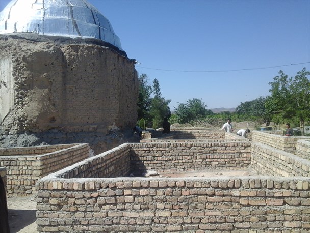 تصاویری ازعملیات بازسازی و توسعه بقعه لوط نبی در روستای پیغمبر