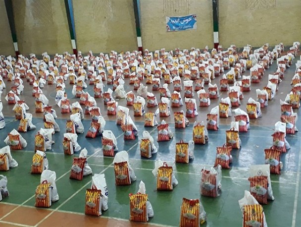 ۱۰۰۰ بسته معیشتی بین بیماران صعب العلاج لرستان توزیع شد+عکس