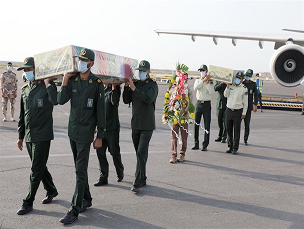 پیکر مطهر دو شهید گمنام وارد بندرعباس شد