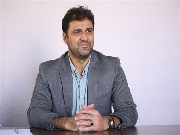 سهرابیان: نصیری یک پهلوان است، برای او هر چه در چنته دارید بگذارید/ پناهنده های قایقرانی برمی گردند