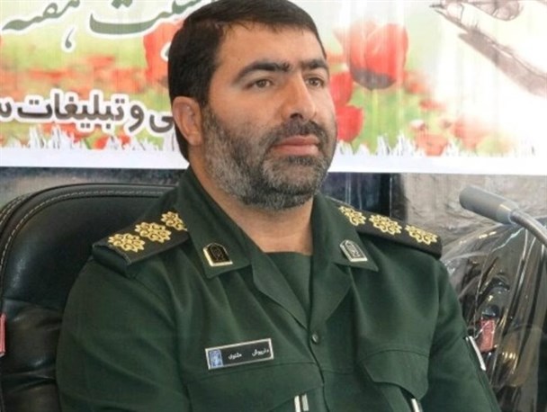 در امر انتخابات باید نگاه به شاخص ها باشد نه شخصیت ها