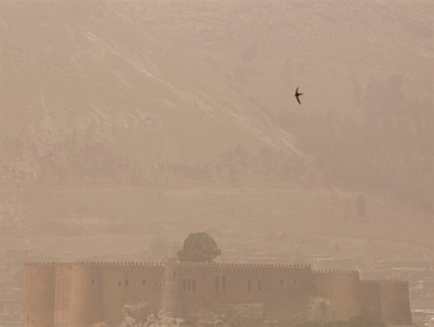 ادارات استان قزوین تعطیل شد/ شاخص آلودگی هوای استان افزایش پیدا کرده است