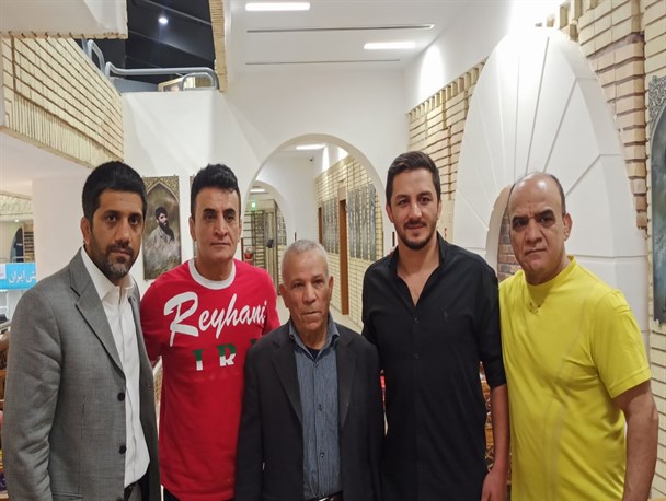 اسطوره وزنه برداری در کمپ تیم‌های ملی کشتی/ دیدار نصیری با دبیر، بنا و درستکار