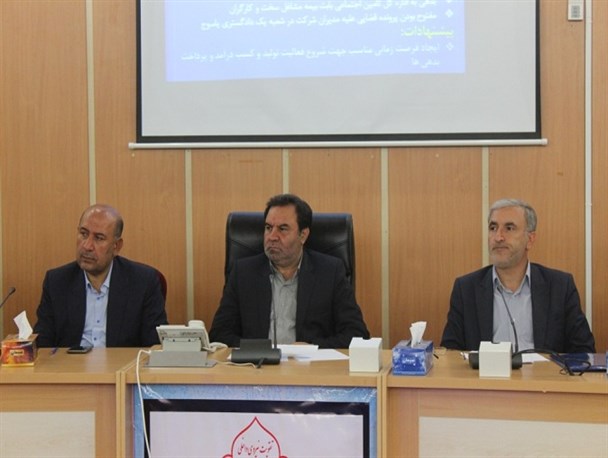 درگیری لفظی مدیران کهگیلویه و بویراحمد بر سر کارخانه قند یاسوج + تصاویر