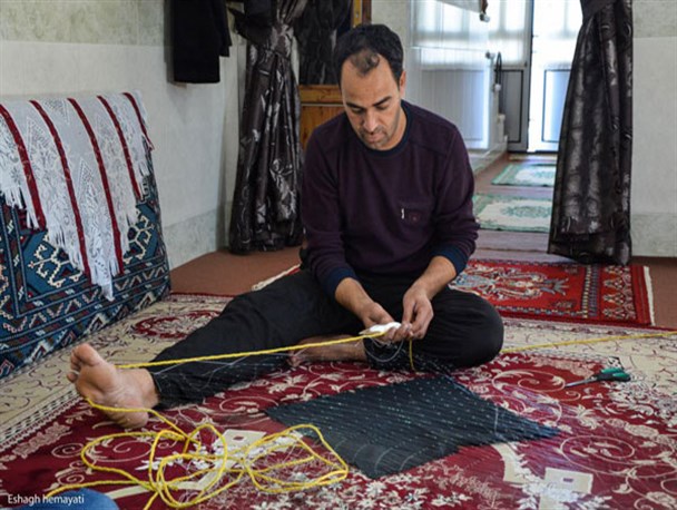 گزارش تصویری / دستان هنرمند گمیشانی ها زندگی می آفریند