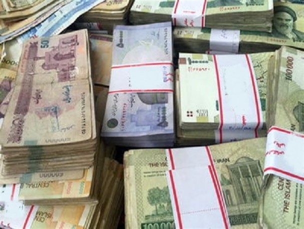 نمودار حجم نقدینگی با شیب بسیار تندی رو به افزایش است/هدایت نقدینگی به بازارهای غیر مولد؛ رکود حاکم بر اقتصاد را دامن می‌زند
